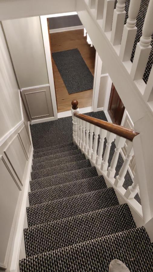 Homestay Brads Place -Ballymena Central-New Managent-Fidelity Llc Newly Renovated Welcome *