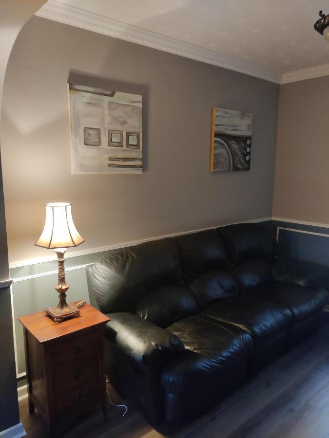 Brads Place -Ballymena Central-New Managent-Fidelity Llc Newly Renovated Welcome * Ballymena